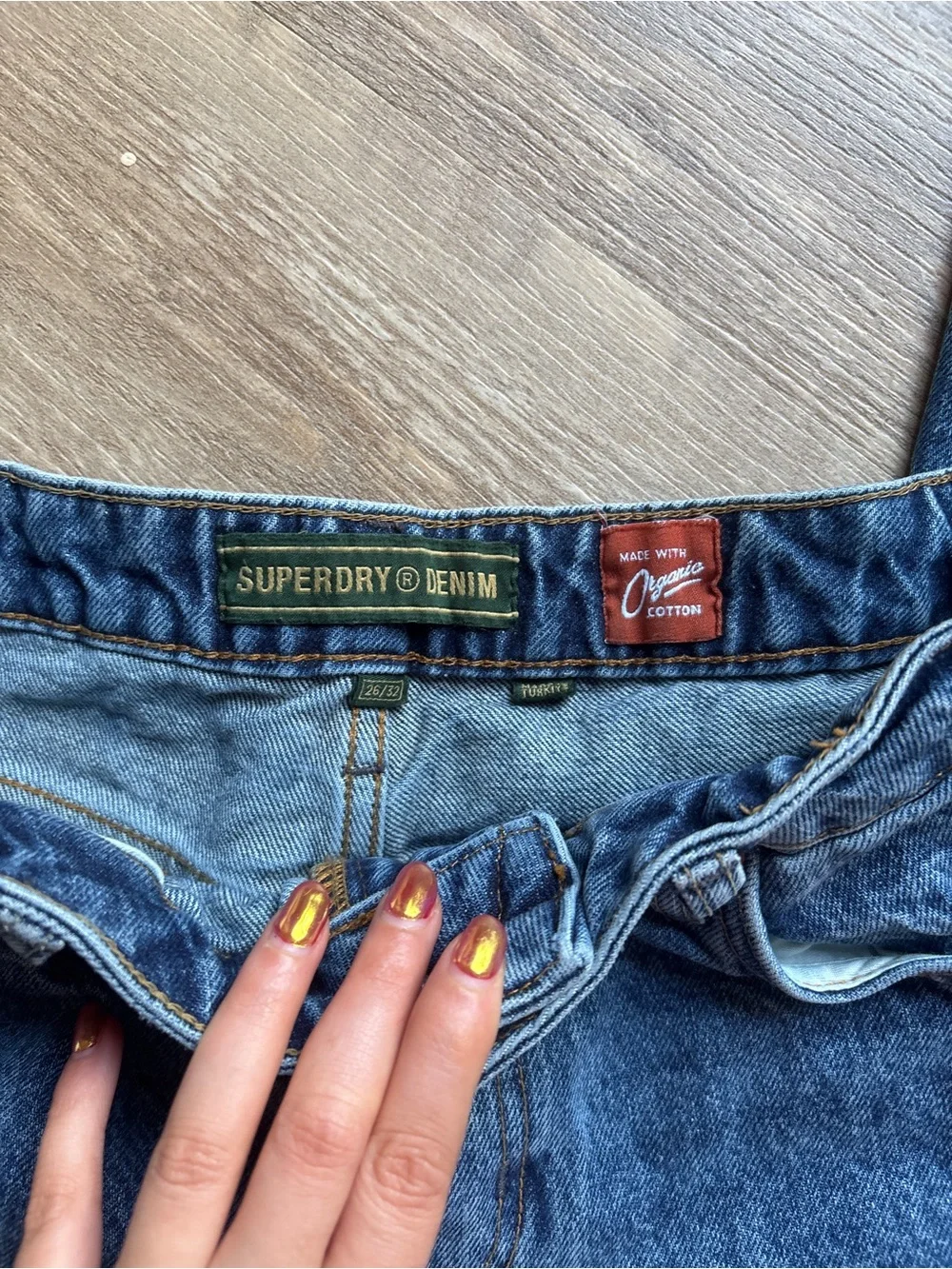 Title: Superdry Organic Cotton High-Waisted Straight Leg Jeans | Vintage Wash